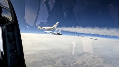 NORAD засече руски военни самолети край Аляска