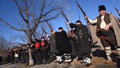 Пред очите на столичани оживяха безстрашните войни от Освобождението на София