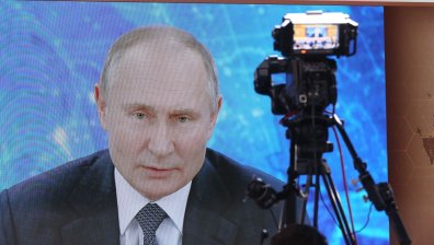 Путин критичен: Интернет гигантите вече се конкурират с държавите