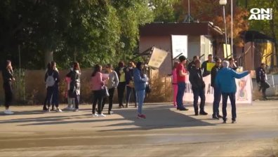 Жители на "Враждебна" и "Челопечене": В района се изхвърлят опасни отпадъци