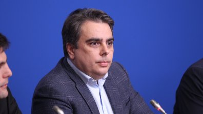 Асен Василев: Около 2,5 млрд. лв. са дадени за прикрито строителство