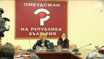 Мая Манолова представя петиция срещу двойния стандарт в ЕС