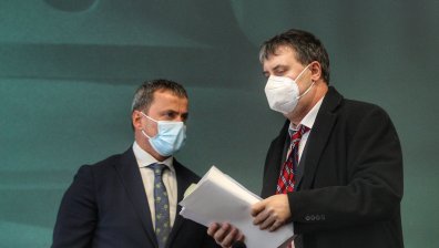 Разследващи от България и ФБР разкриха сървър за хакерски атаки у нас