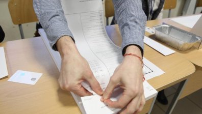 Партия "Подем" първа в ЦИК за регистрация за вота