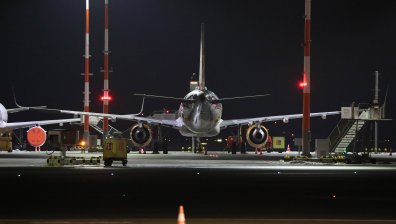 Заразен с Ковид-19 пътник почина по време на полет