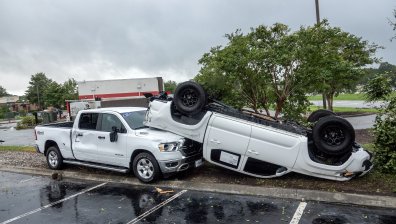 Торнада в САЩ взеха най-малко 14 жертви