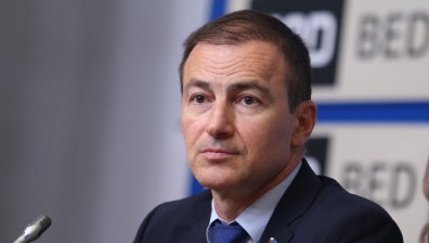 Евродепутат призова да се преименуват Димитровград, Благоевград и Велинград