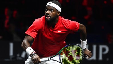 Историческо: Тиафо обърна Циципас и донесе на "Отбора на Света" трофея от "Лейвър Къп"