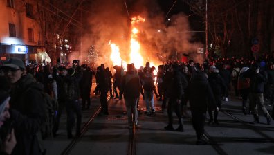 Съдът остави в ареста четирима заради погрома след протеста в София