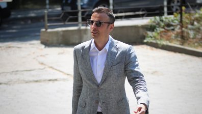 След разкритията на Бербатов: Спортният министър пита БФС за изключените 136 футболни клуба