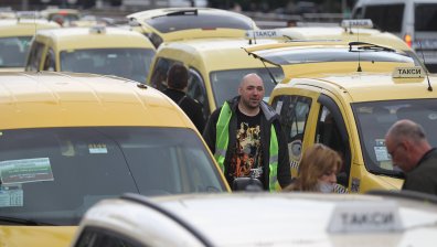 Рекордната цена на метана ще направи такситата непосилен лукс?