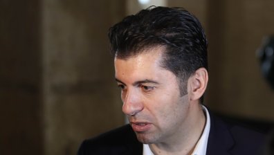 Кирил Петков: С вдигането на забраната за внос на украинско зърно ще борим инфлацията