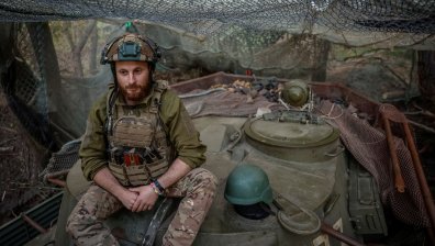 Украйна спира десетки хиляди мъже, опитващи да избегнат военна служба