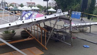 Дете пострада от паднала конструкция на панаир в парк в Стара Загора