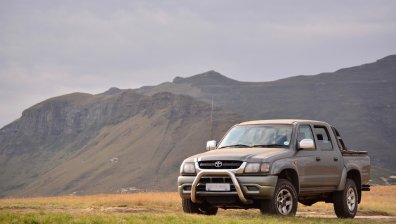 Toyota прави пикап с вградена автомивка