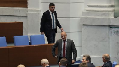 Блокирано НС след думите на Борисов: Преформатиране на властта или избори? (ВИДЕО)