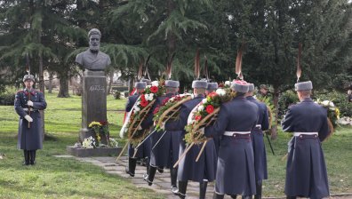 Христо Ботев - символ на истината, свободата и българщината (+ВИДЕО)