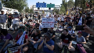 "Амнести Интернешънъл": Израел цели смъртоносна комбинация от глад и болести в Газа
