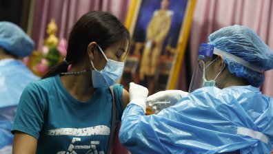 ЕМА започна наблюдение на ефективността на китайската ваксина срещу Ковид-19