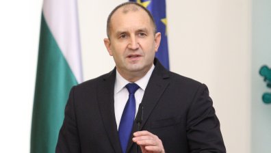 Румен Радев на двудневно посещение в Чехия по покана на Милош Земан