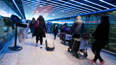Белгия въвежда задължителен PCR тест за всички пристигащи в страната