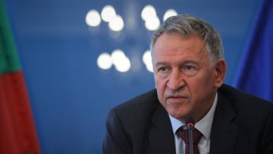 До часове обявяват новите мерки срещу Ковид-19, дават толеранс преди влизането им