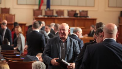 Депутатите избират нов състав на ЦИК до края на март