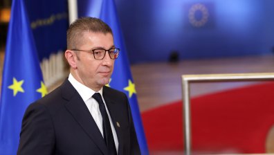 Мицкоски: Няма конституционни промени без гаранции за европейска интеграция