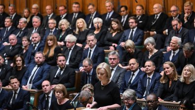 Официално: Провъзгласяват Чарлз III за крал, ще се срещне с британските министри