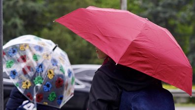 НИМХ: Валежи и гръмотевици на много места у нас в сряда, възможни са и градушки