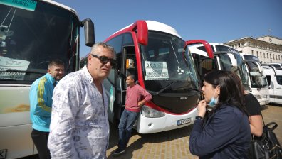 С 30 млн. лв. спасяват от фалит превозваческия и туристическия бранш
