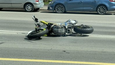 Моторист загина при катастрофа край Казанлък