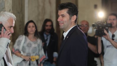 Петков: Научих повече от CNN, отколкото от доклада на ДАНС, трябва реформа в службите