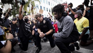 Бурните протести в САЩ обхванаха половин Европа