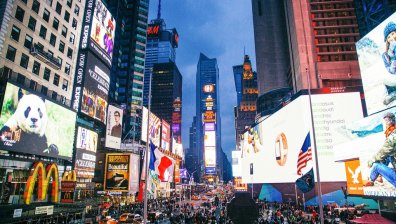 Експлозия вдигна на крак полицията в Ню Йорк