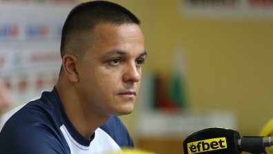 От Европа до Африка: Цанко Цанков спечели плувния маратон в Гибралтарския проток