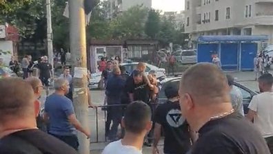 След мелето и катастрофата в "Люлин" - няколко намушкани и тежко ранени