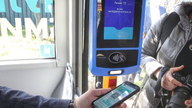Над 50% от българите предпочитат да плащат безконтактно в градския транспорт