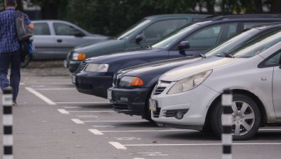 Удар по българина - ЕС иска забрана за ремонт и продажба на колите над 15 години?