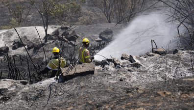 Мъж се измъкна на косъм от горски пожар в Испания  (+ВИДЕО)
