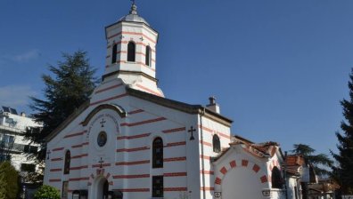 Чудотворната икона "Неувяхващ цвят" пристига в Казанлък