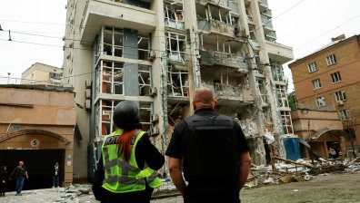 Жертви и ранени след нови руски удари в Украйна