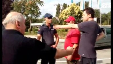 Пристигането на "Нощните вълци" в Бургас беше съпътствано с побой