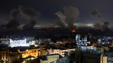 "Хизбула" изстреля десетки ракети по Израел, нови удари разтърсиха Бейрут (+ВИДЕО)