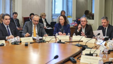 Депутатите приеха в ресорната комисия бюджета на ДОО за заплати и пенсии