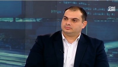 "БСП лява България": Ако ГЕРБ не е във властта, тя загива