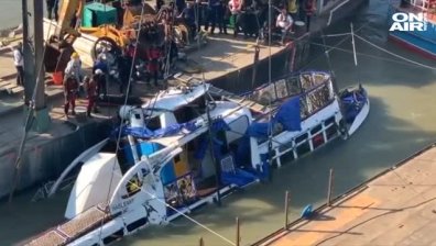 Откриха още 4 тела от потъналата туристическа лодка в Будапеща