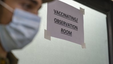 Португалия не препоръчва ваксината на AstraZeneca за хора над 65 години