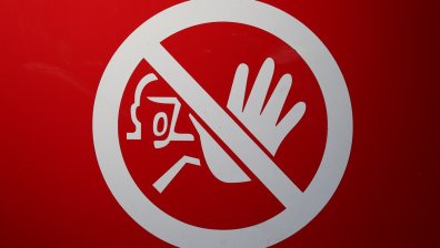 Нов скандал в МУ-София: Преподавател с изключително фриволно поведение (18+)