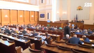 НС подкрепи членството на Северна Македония и Албания в ЕС